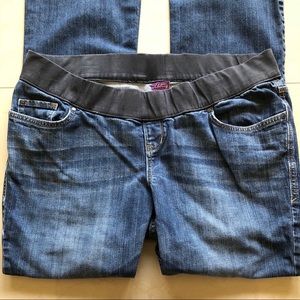 Old navy Maternity jeans 14